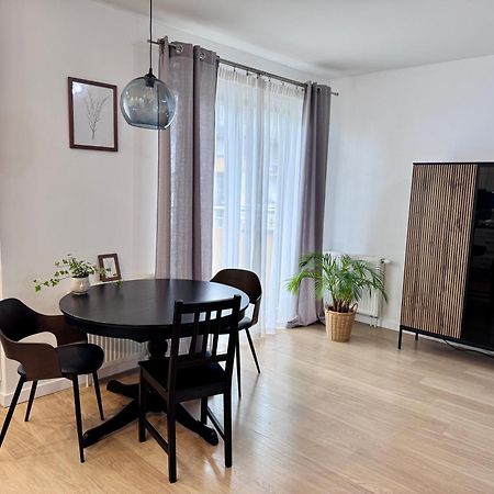 C- Home4U - Apartment With A City View Close To Aquapark, Parking In Secured Area Krasków Exterior foto